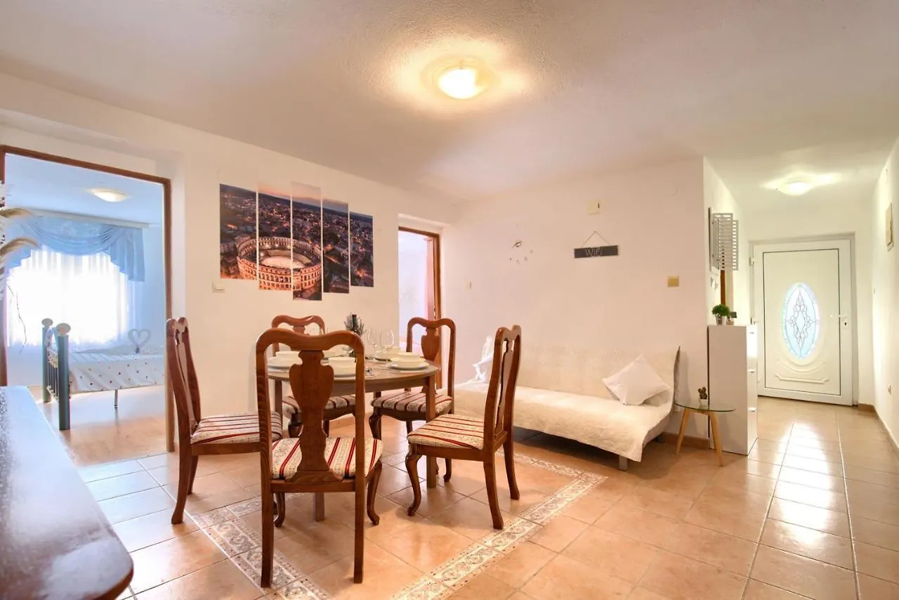 Apartman Adrijano Pula Apartment