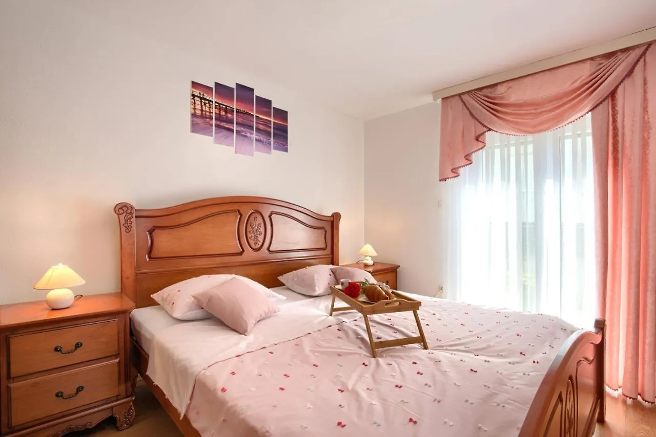 Apartman Adrijano Pula Apartment