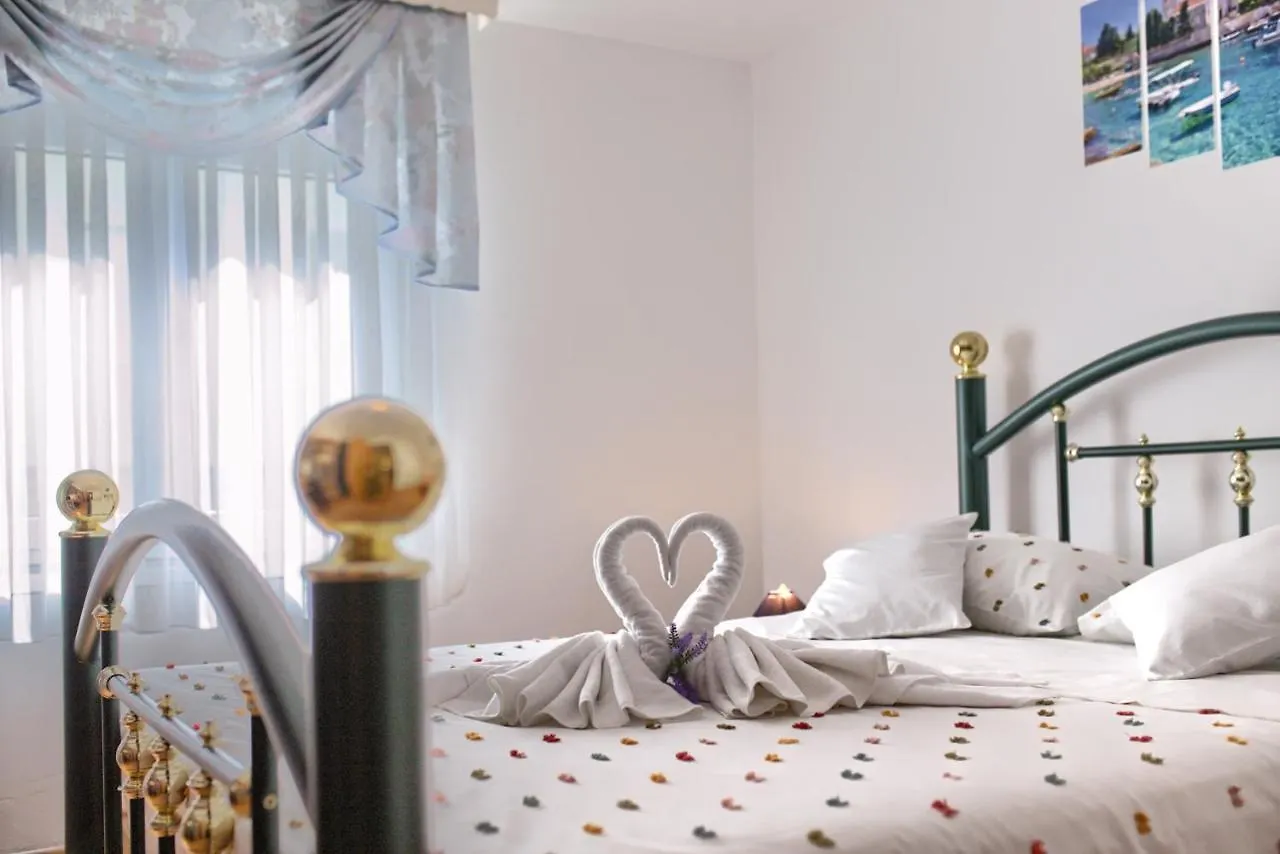 Apartman Adrijano Pula 0*,