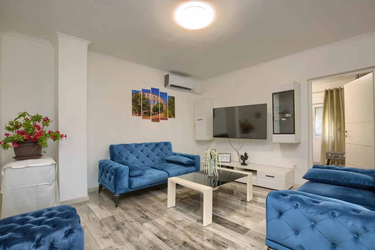 Apartment Apartman Adrijano Pula